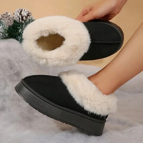 Black Casual Women's Suede Shearling Ankle Moccasins - Picture 6 of 9